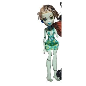 Monster High Skull Shores Frankie Stein Doll Outfit Missing Arm No Shoes Hair